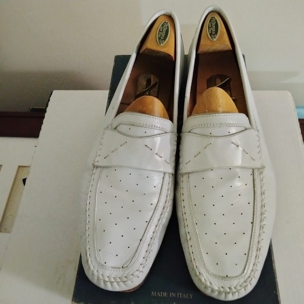 Men's White leather Italian loafer by Panelli. Vintage size 10.5